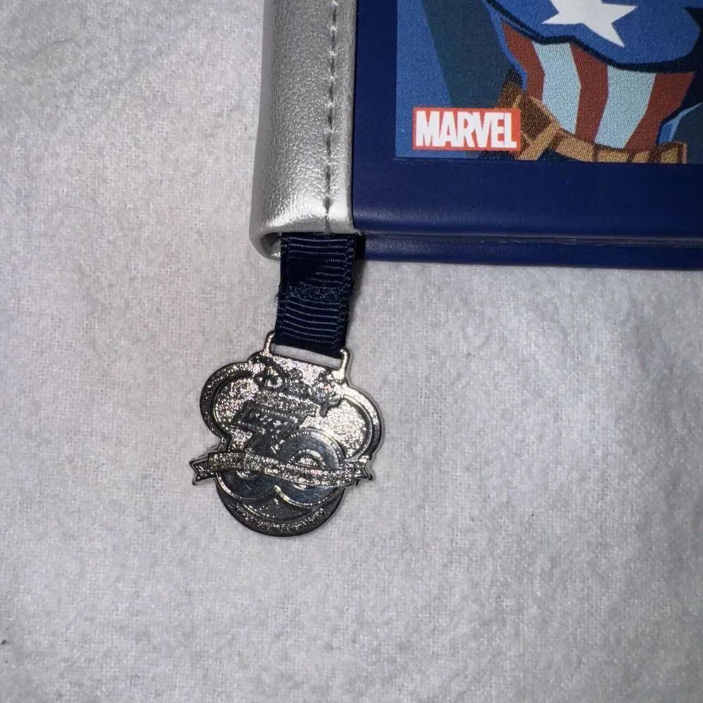 Disney Store 30th Anniversary Journal & Pen Mickey Minnie R2D2 BB-8 Iron Man